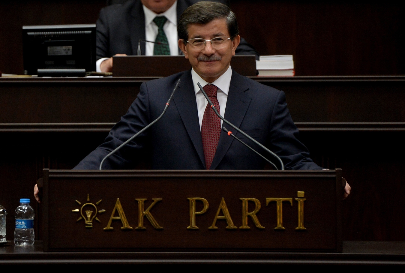 Davutoğlu: 'Komisyona müdahale etmedik'